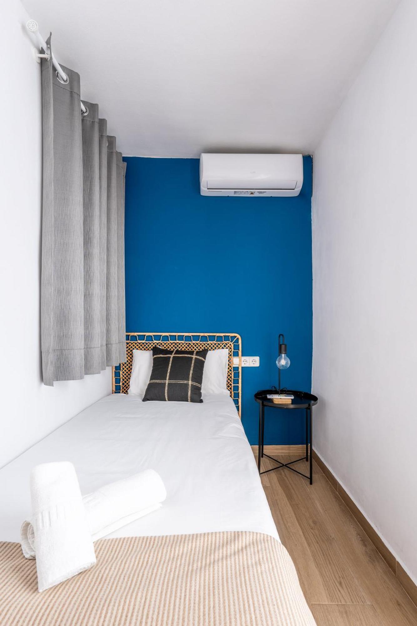 Eixample 4bd 2bth With Private Terrace Leilighet Barcelona